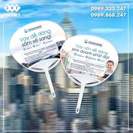 Quạt nhựa cầm tay