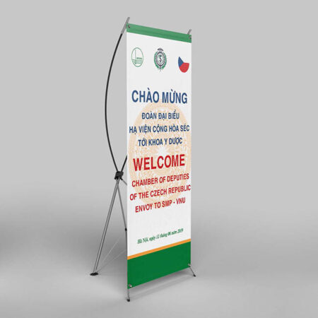 Standee chữ X chào mừng đại biểu