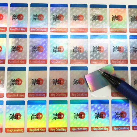 Tem bảy màu chống hàng giả